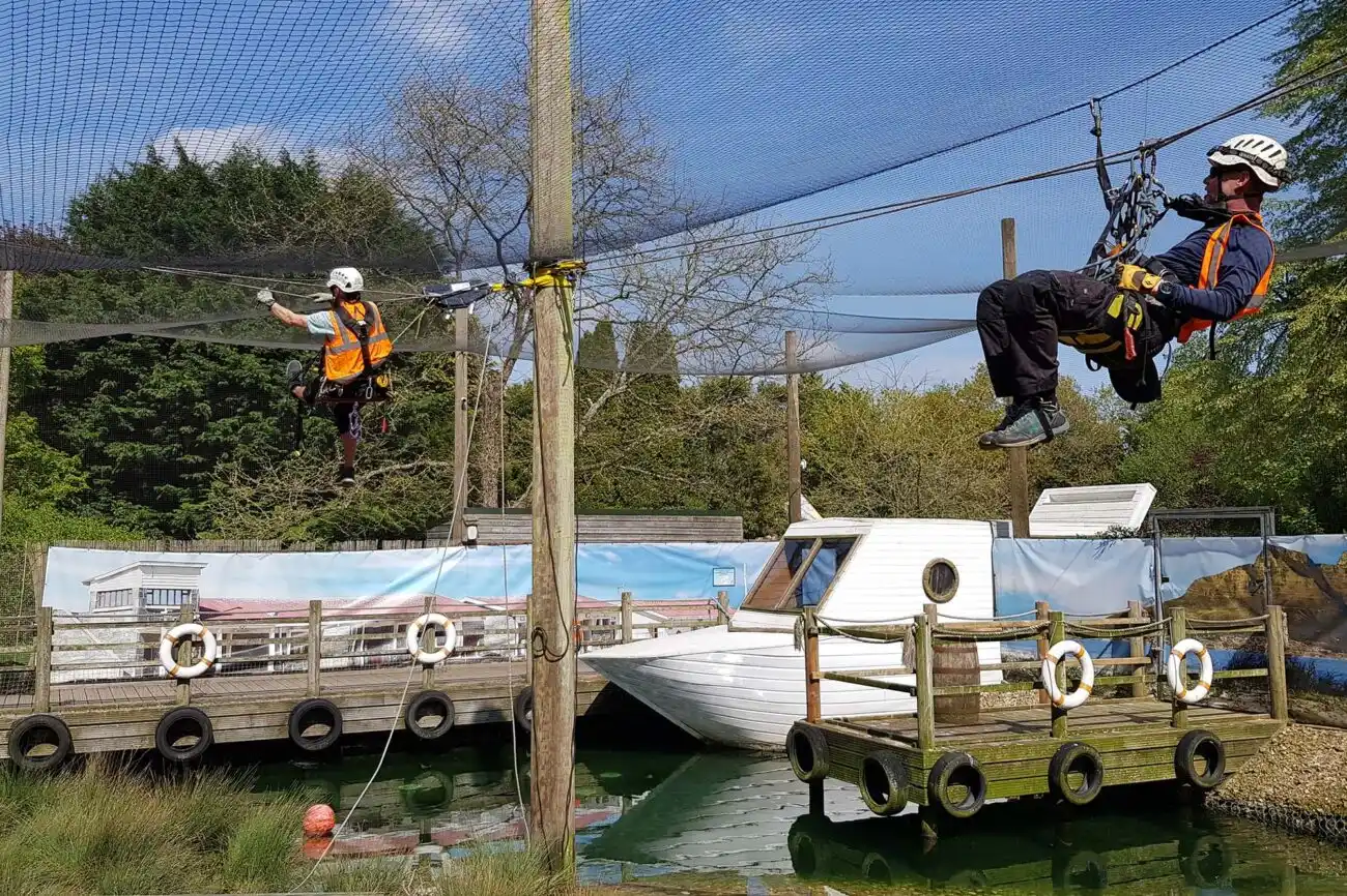 Structural inspection of steel frame using rope access